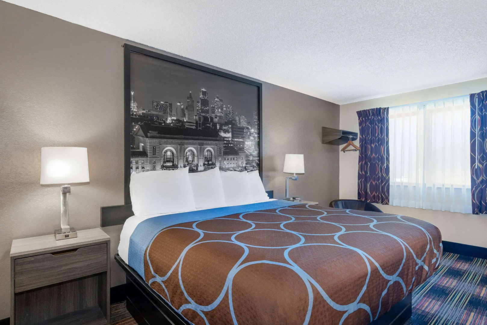 Super 8 by Wyndham Kansas City at Barry Road/Airport