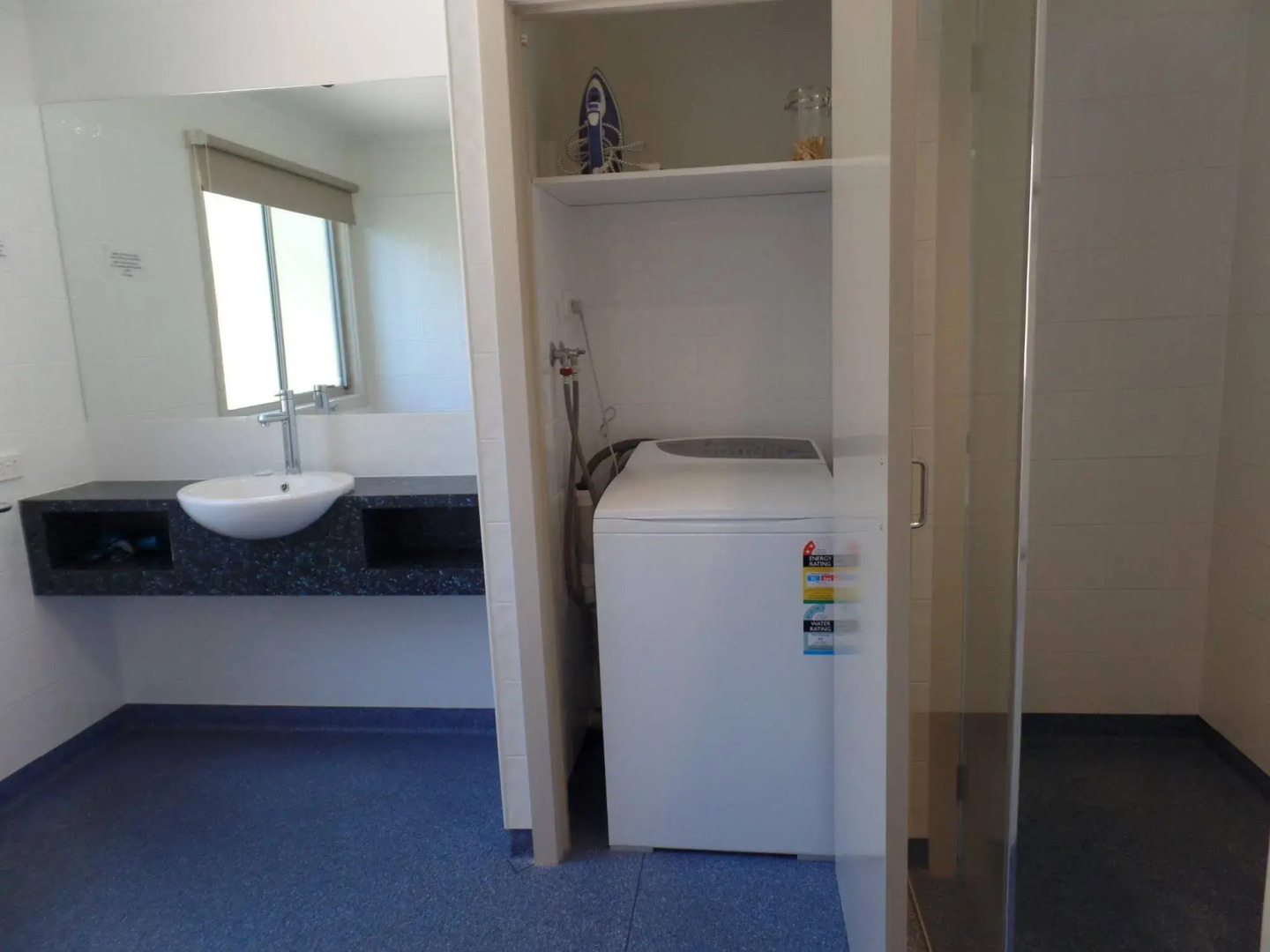 Waterfront Retreat At Wattle Point