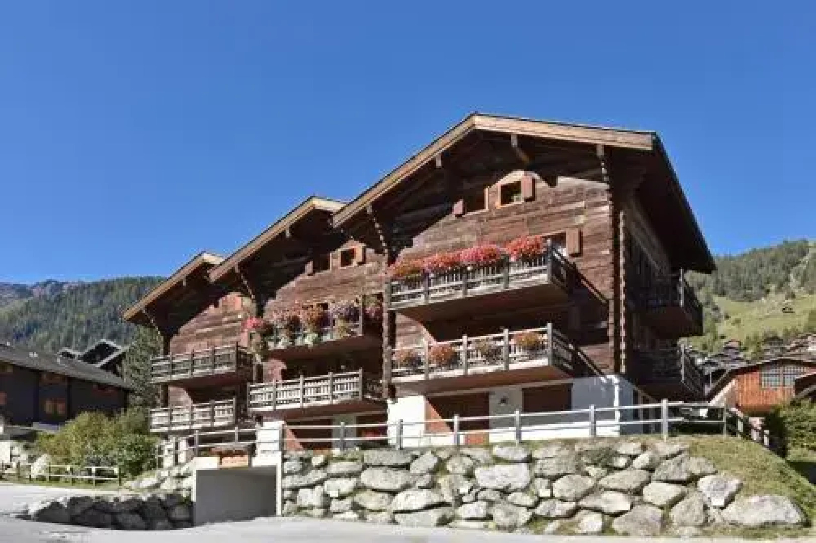 Apartments Vieux Chalet