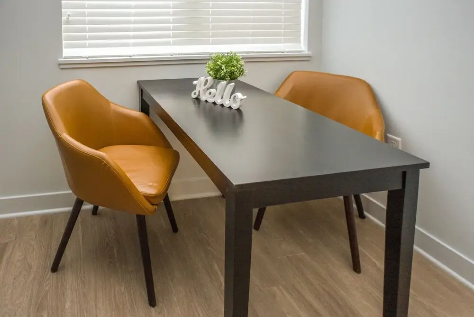 FRONTDESK District at 6th Des Moines