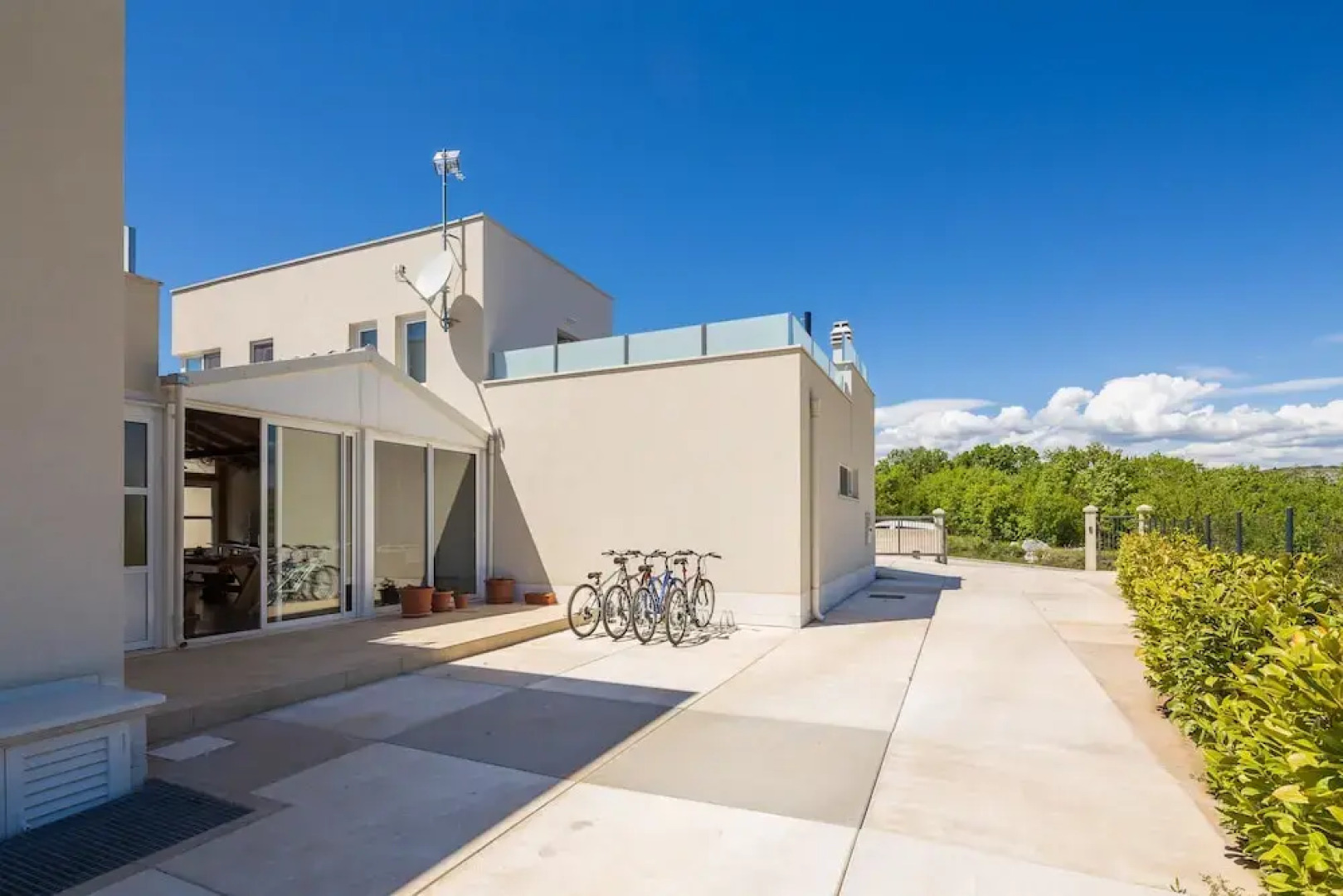 Stunning Villa Sofia With Heated Pool IN Split Hinterland