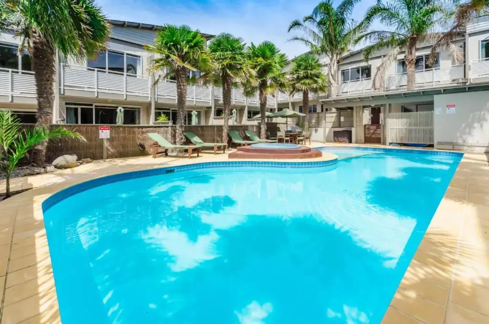 Raumati Sands Resort