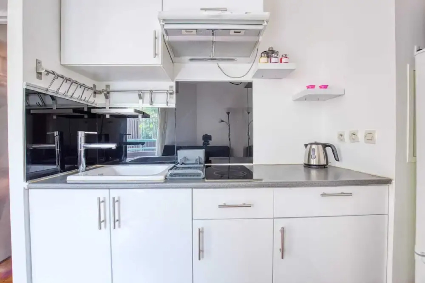 Nice Apartment With Terrace in Charenton