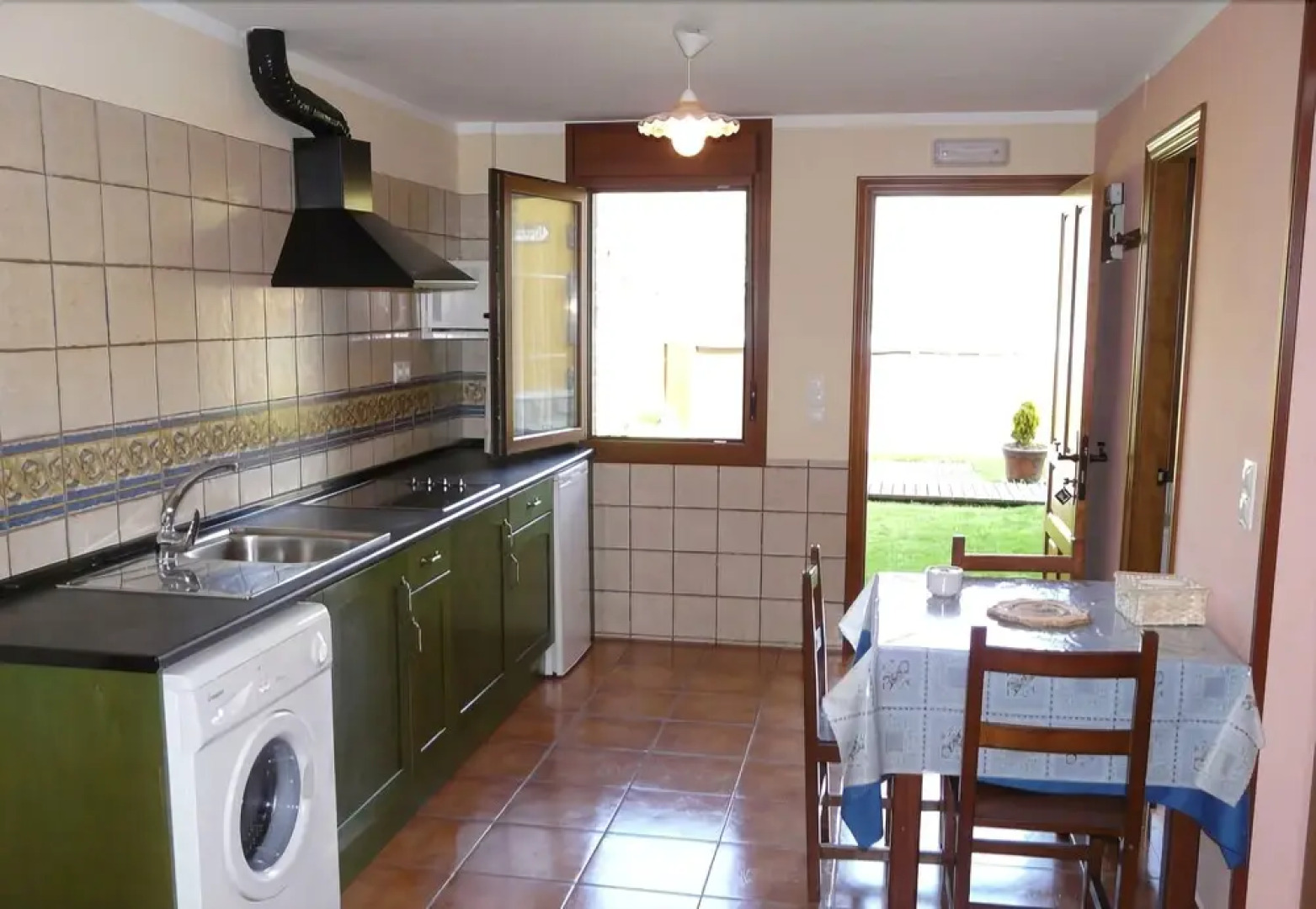 Apartamentos El Castañeu