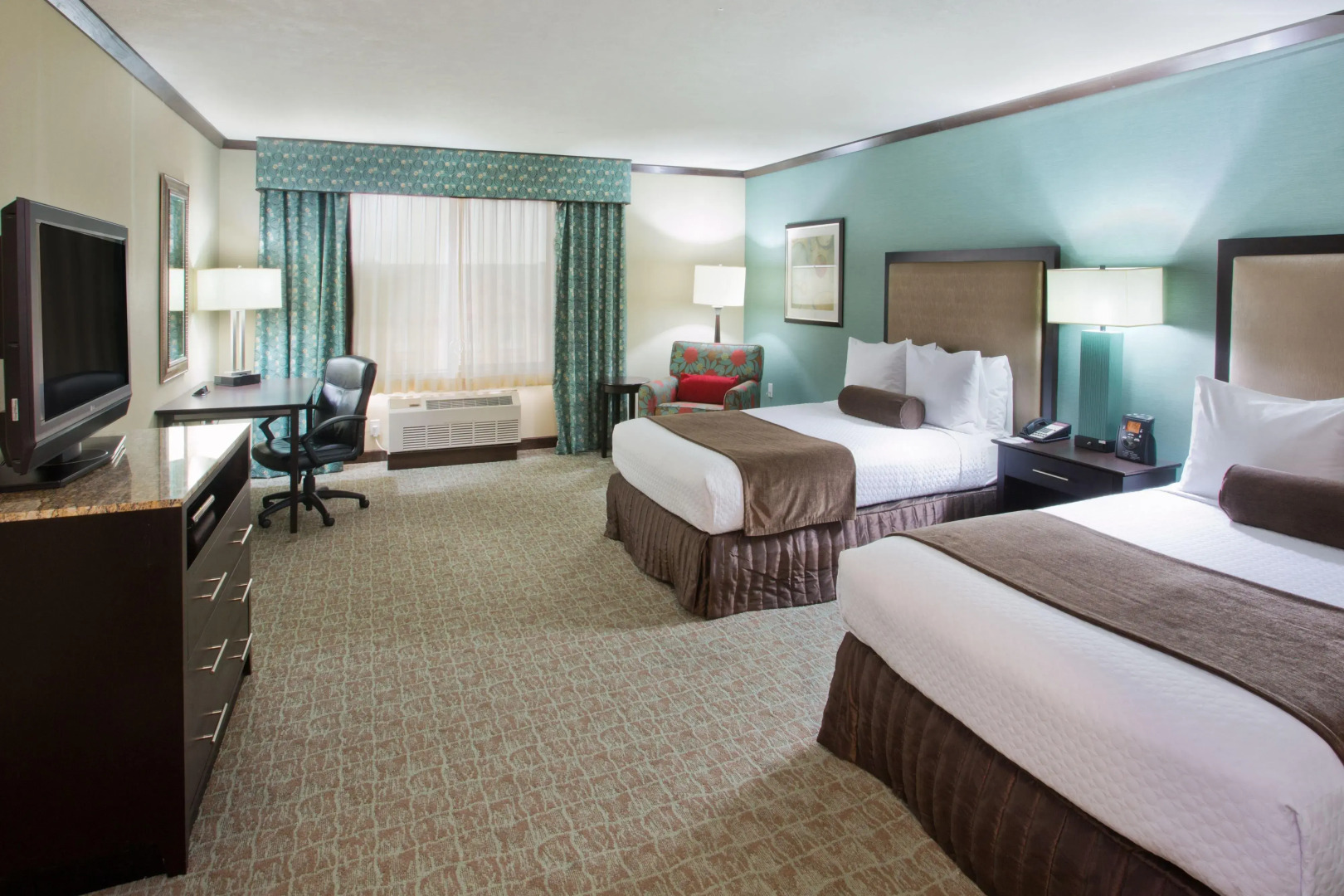 Crowne Plaza Anchorage Midtown by IHG