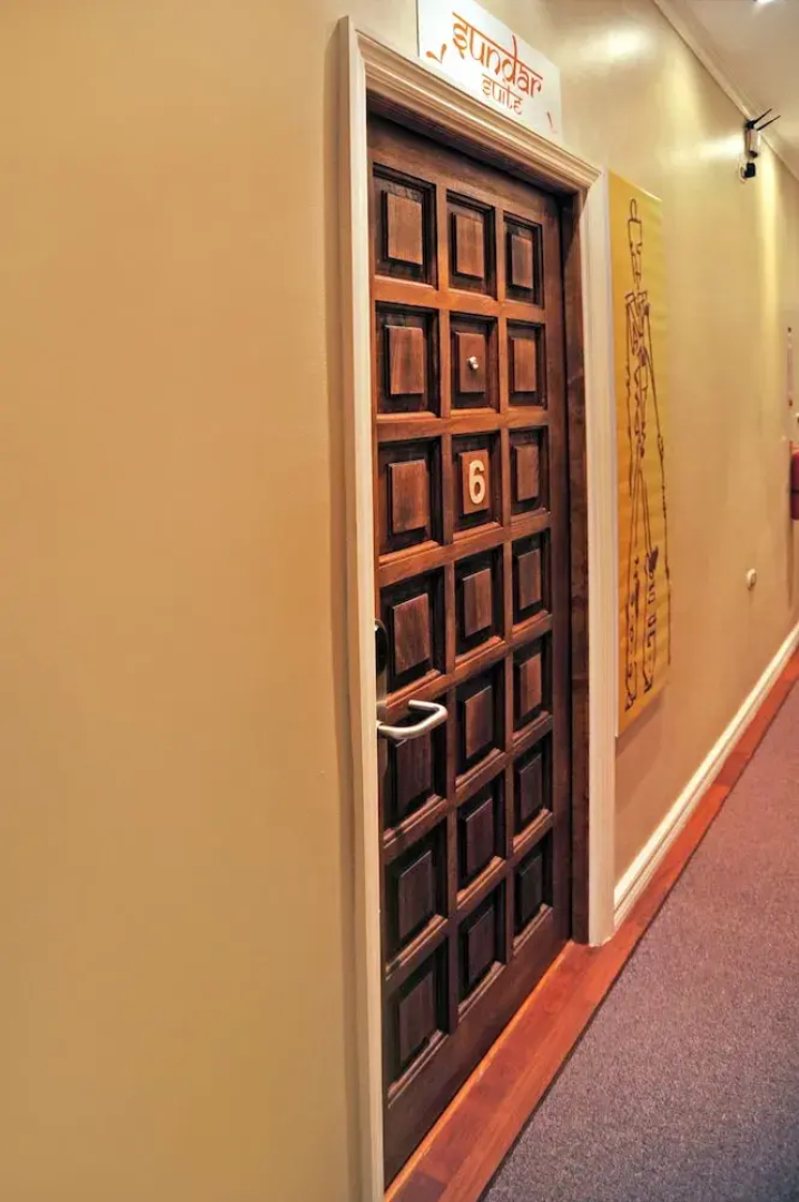 Culture Crossroads Inn