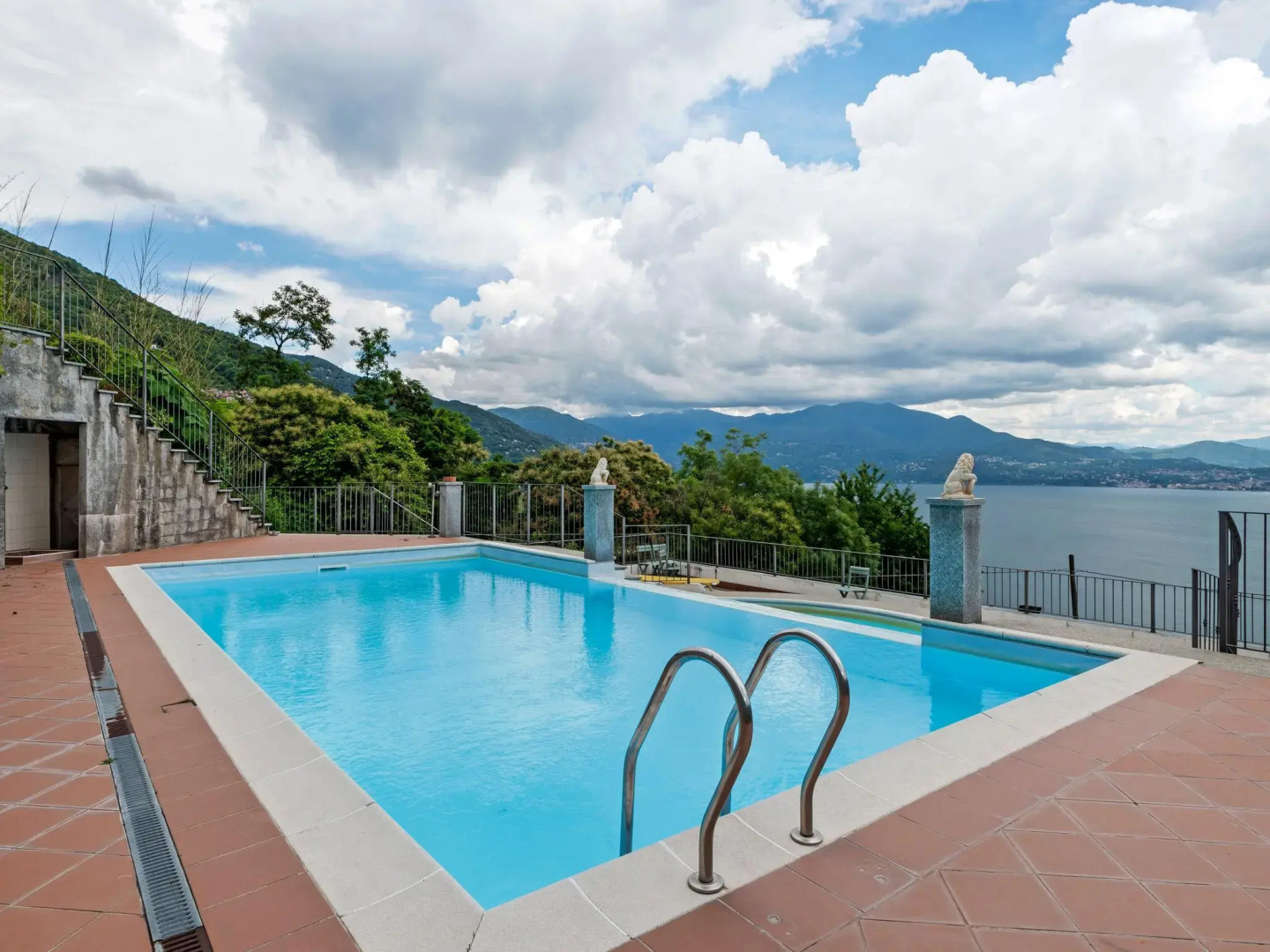 Residential Complex With Panoramic Views and Pool