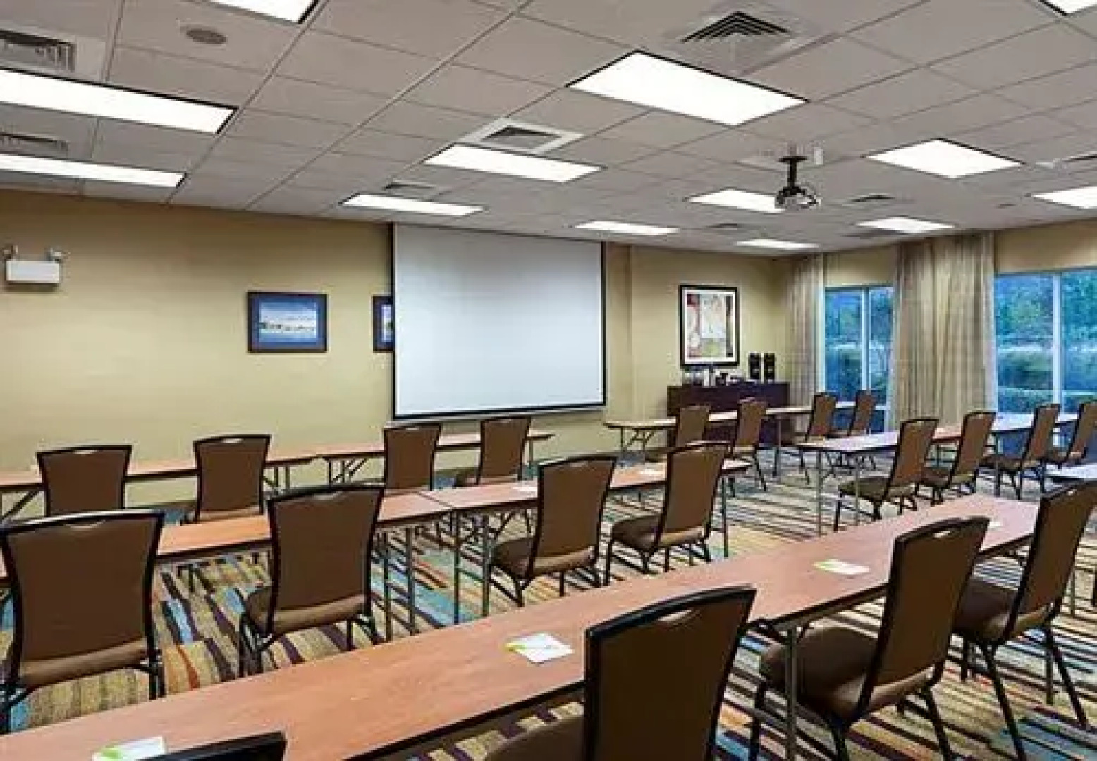 Fairfield Inn & Suites Elizabeth City
