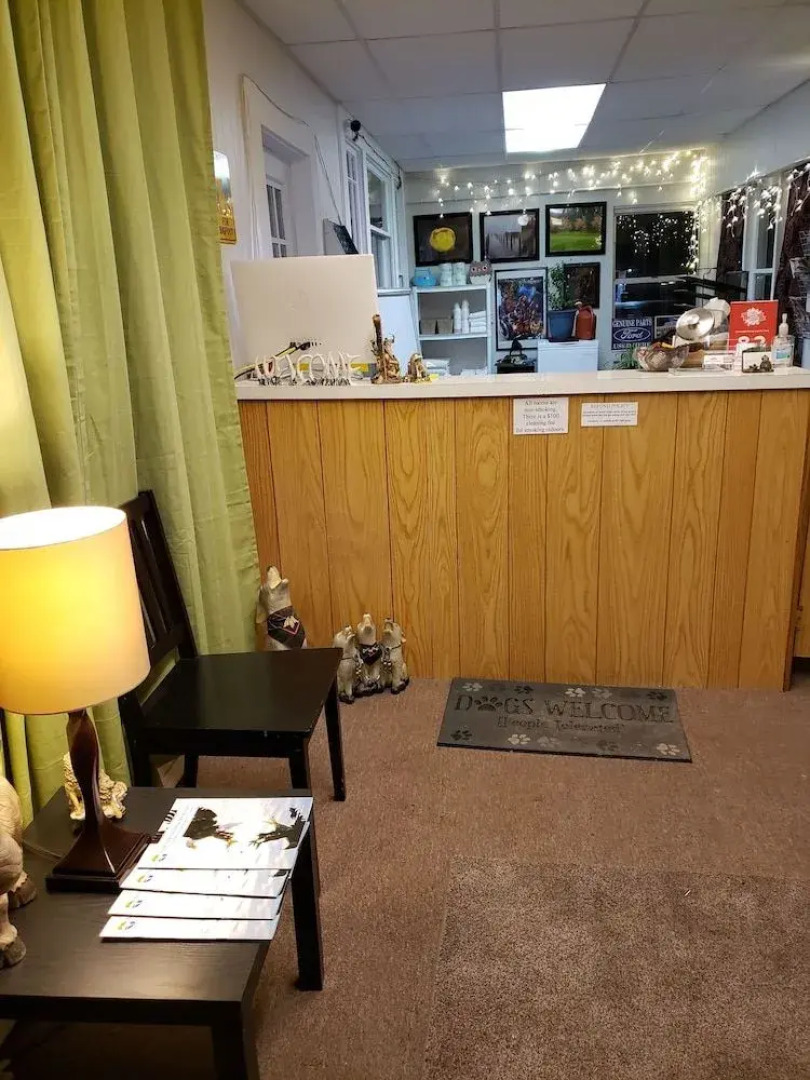 Chewelah Motel and RV Park