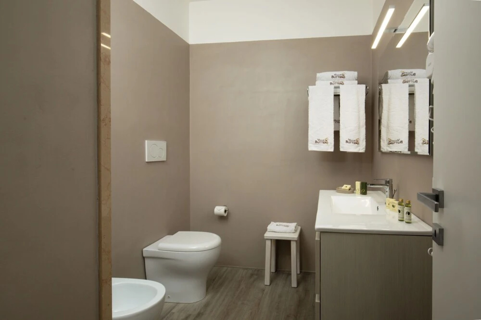 Valle del Buttero Hotel Residence