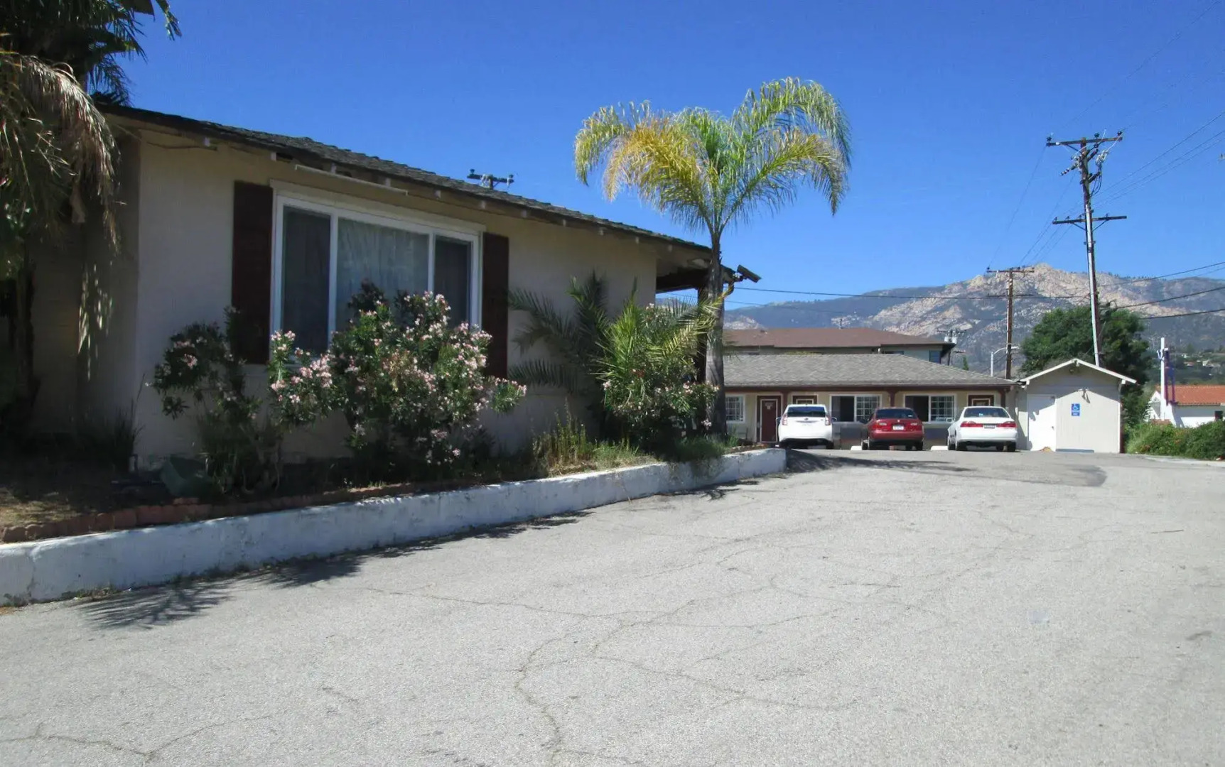 Town and Country Inn