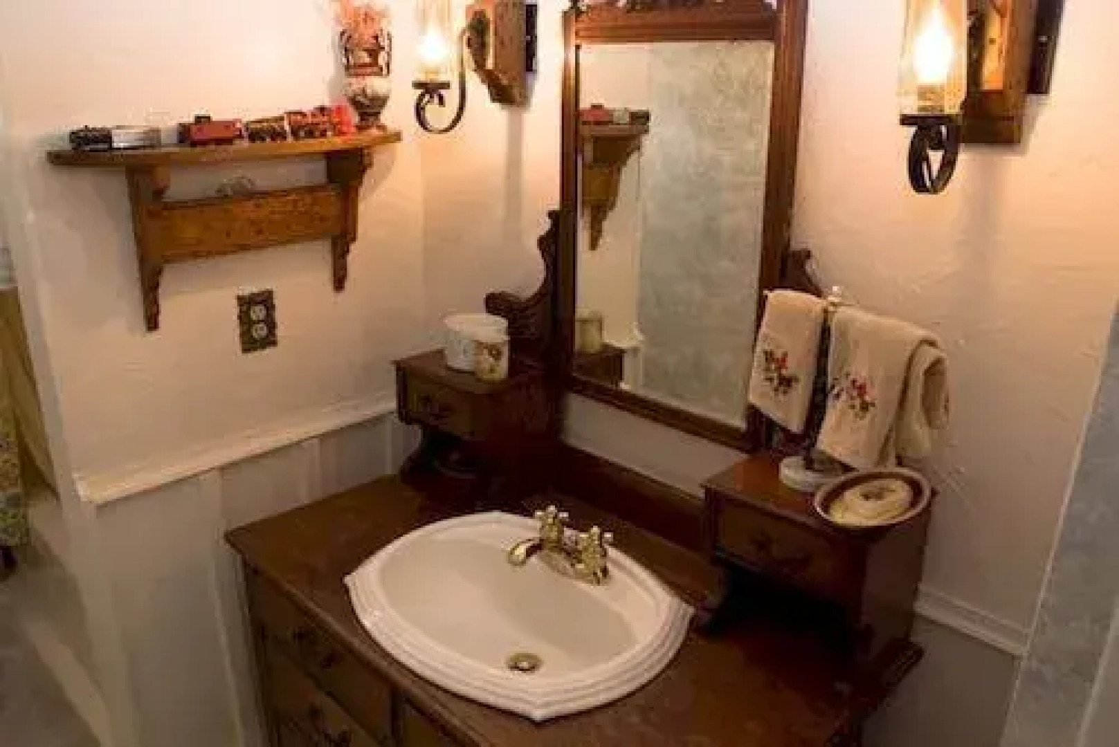 Joe-Lin Station Bed & Breakfast