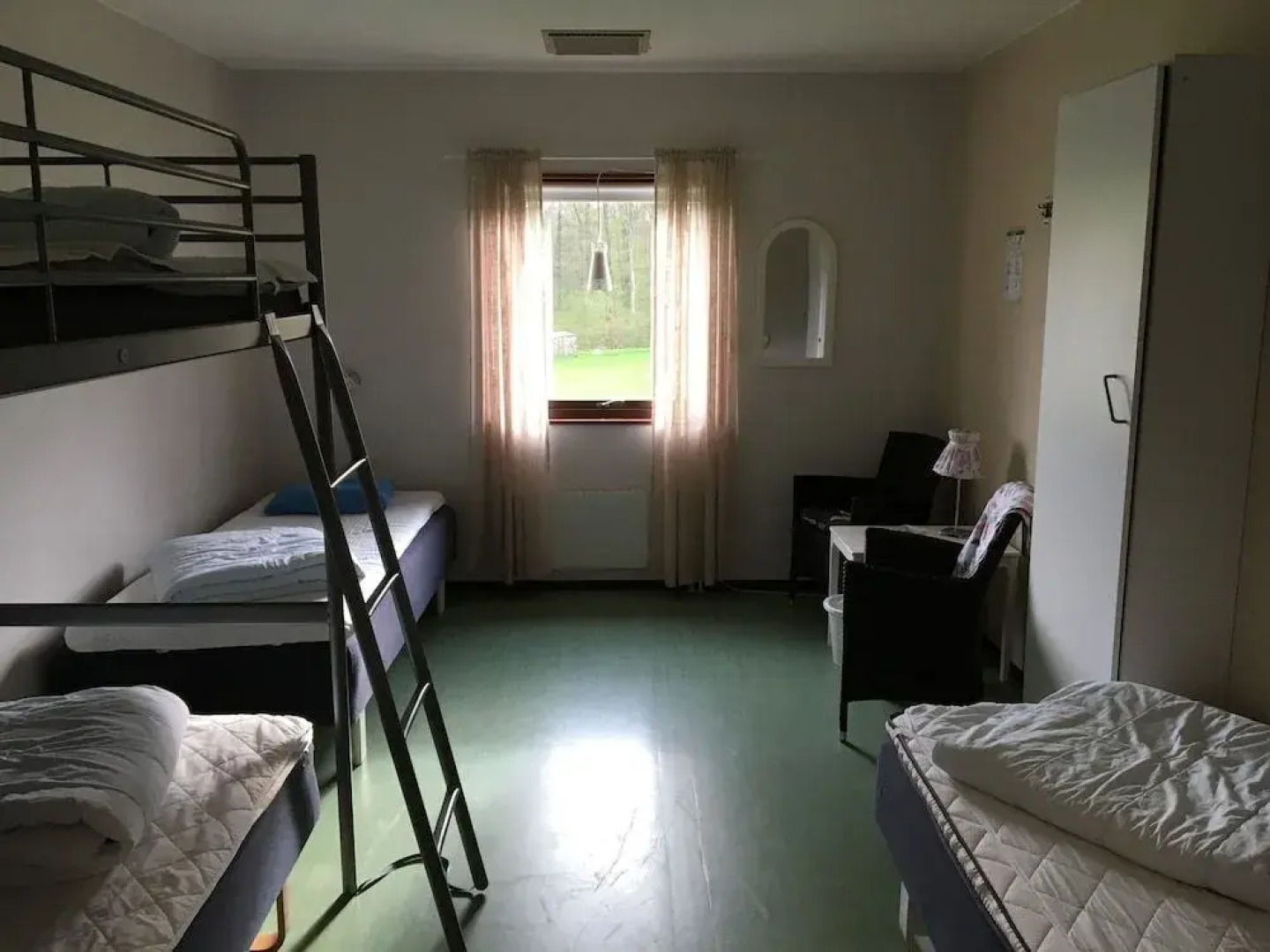 Hässleholmsgårdens vandrarhem - Hostel