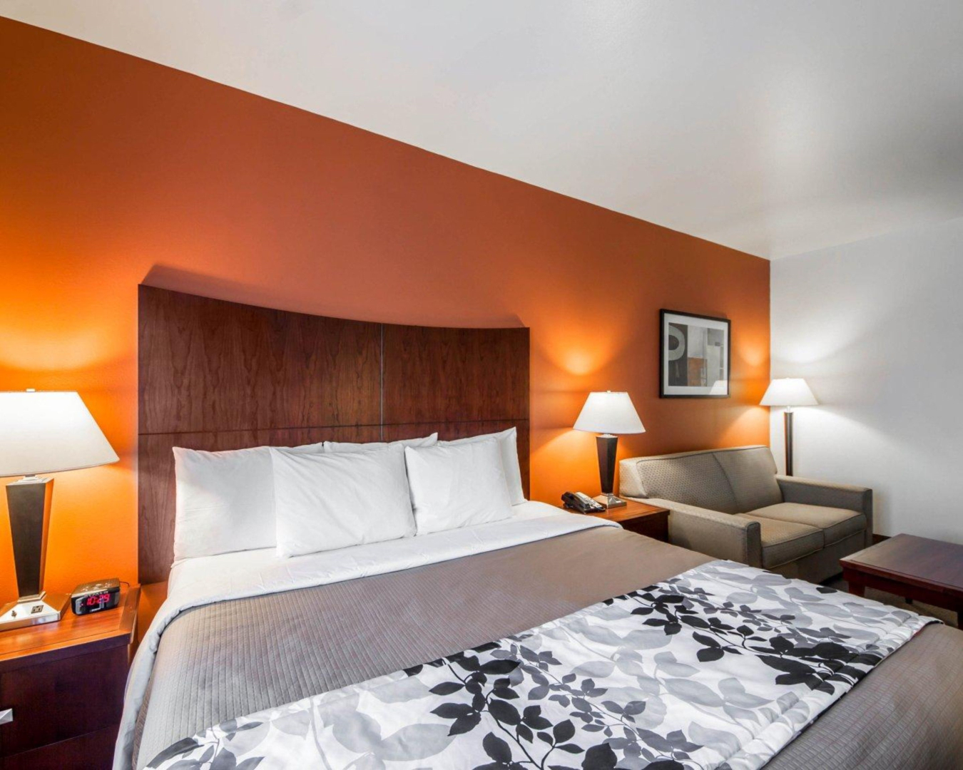 Clarion Hotel Broken Arrow - Tulsa