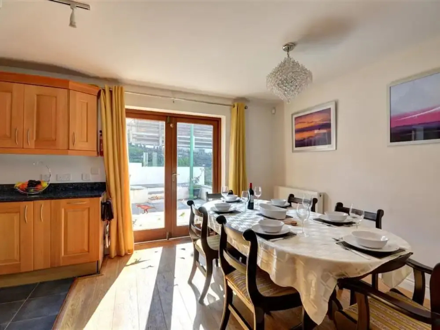 Comfortable, Bright Holiday Home With Private Garden in the South of Cornwall