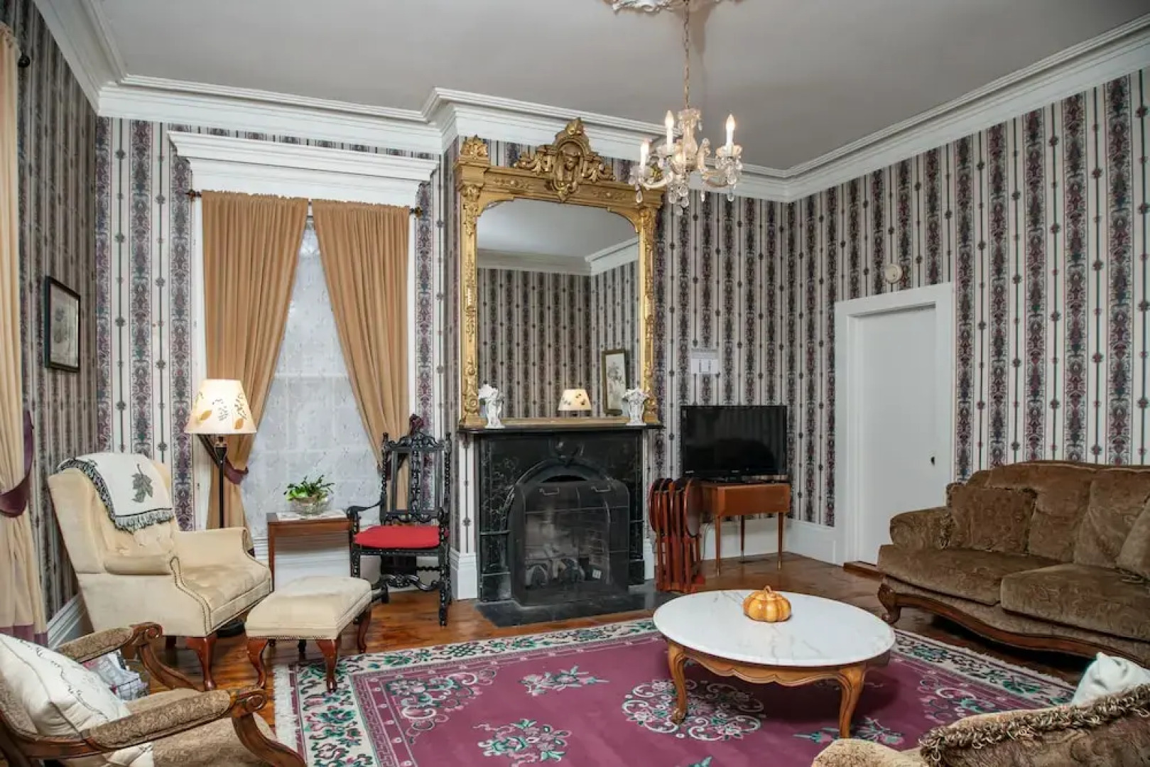 The Jeremiah Mason House B & B