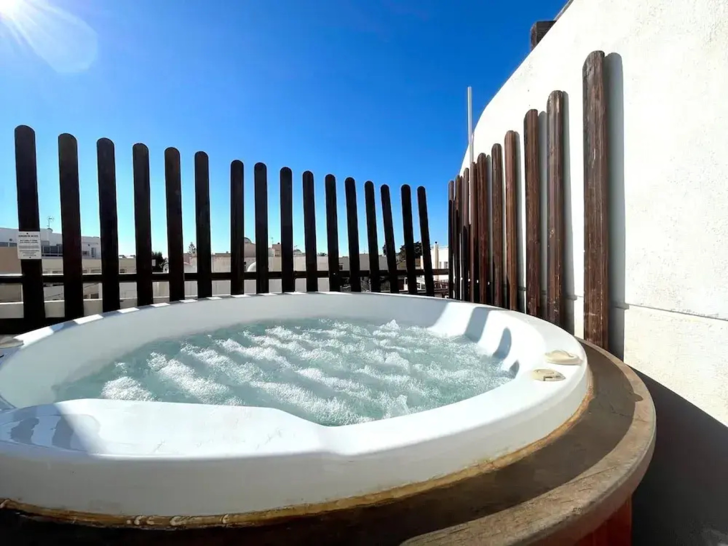 Belvilla by OYO Atico con Jacuzzi en Carboneras