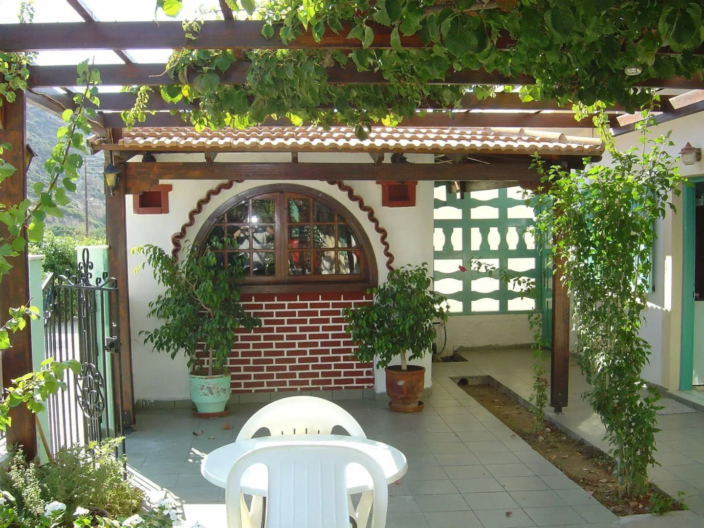 Matala Dimitris Villas and Hotel