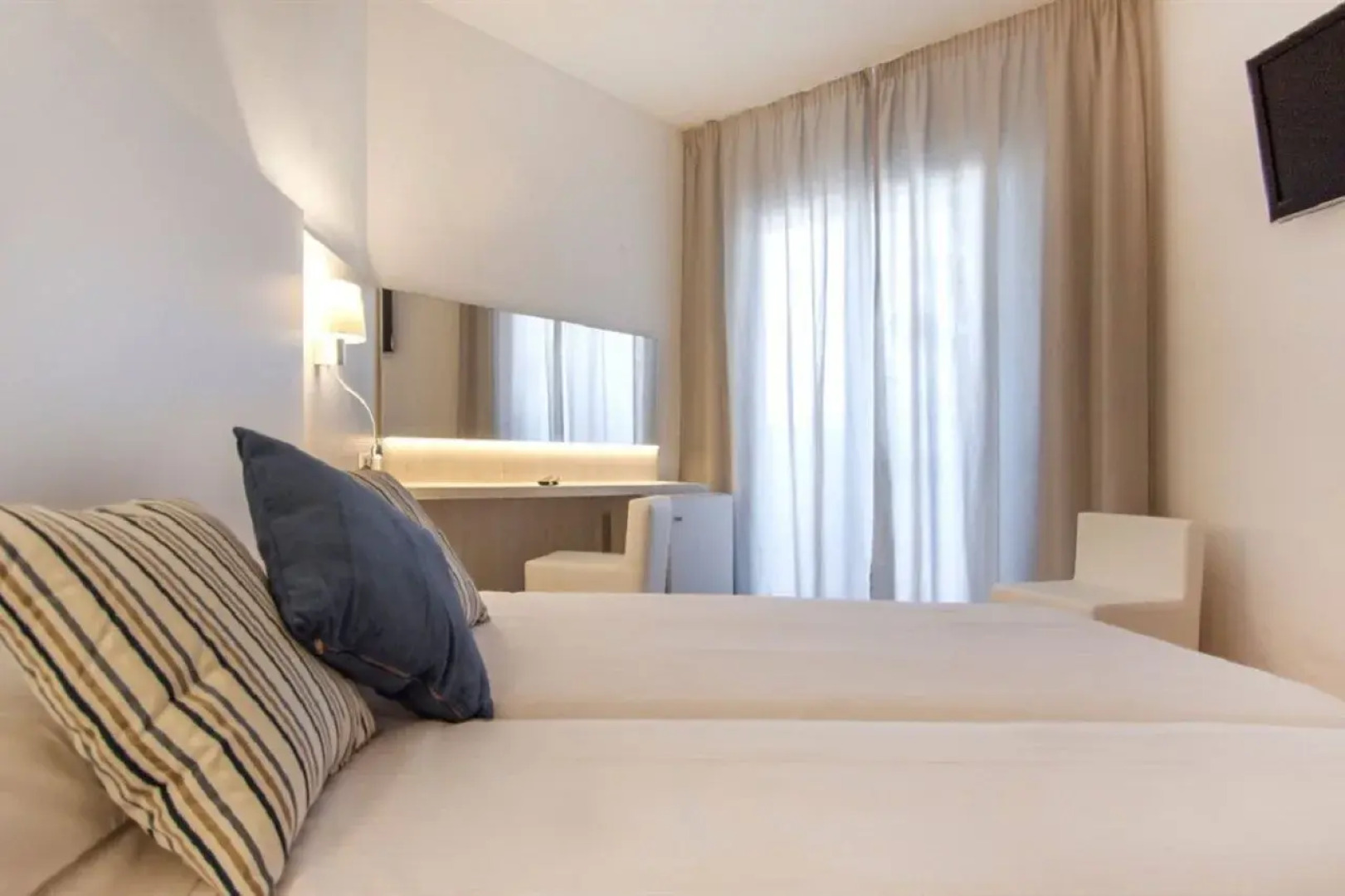 Sentido Fido Tucan - Adults Only