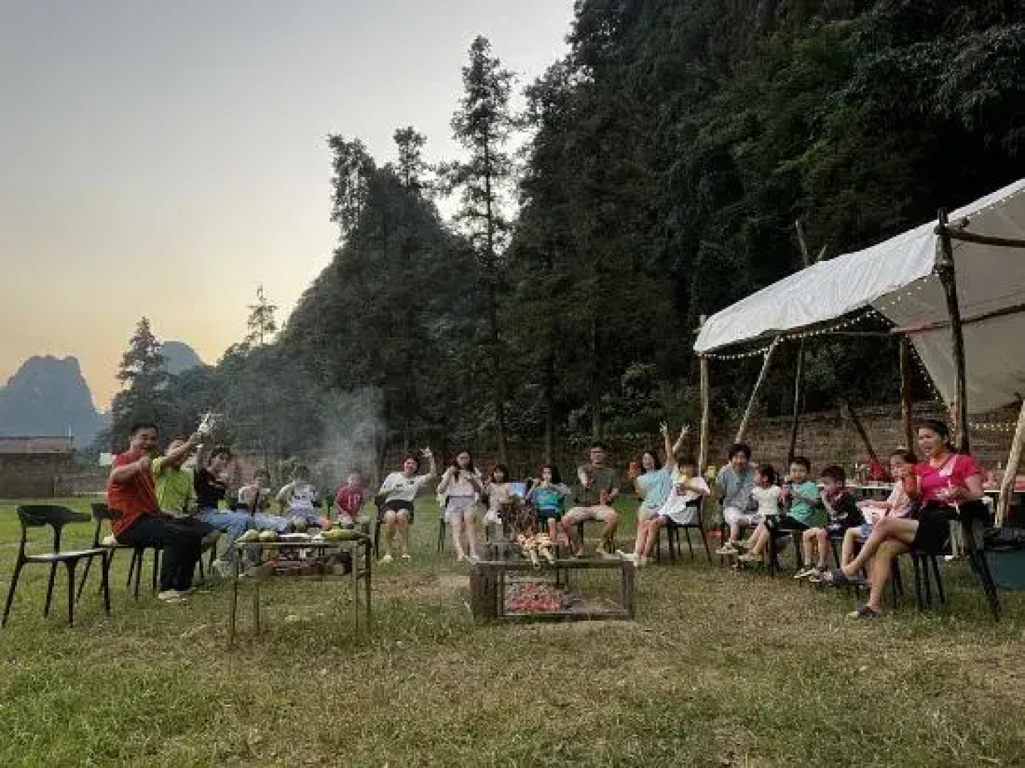 Yingxi Peak Forest Corridor Cuiying Residence
