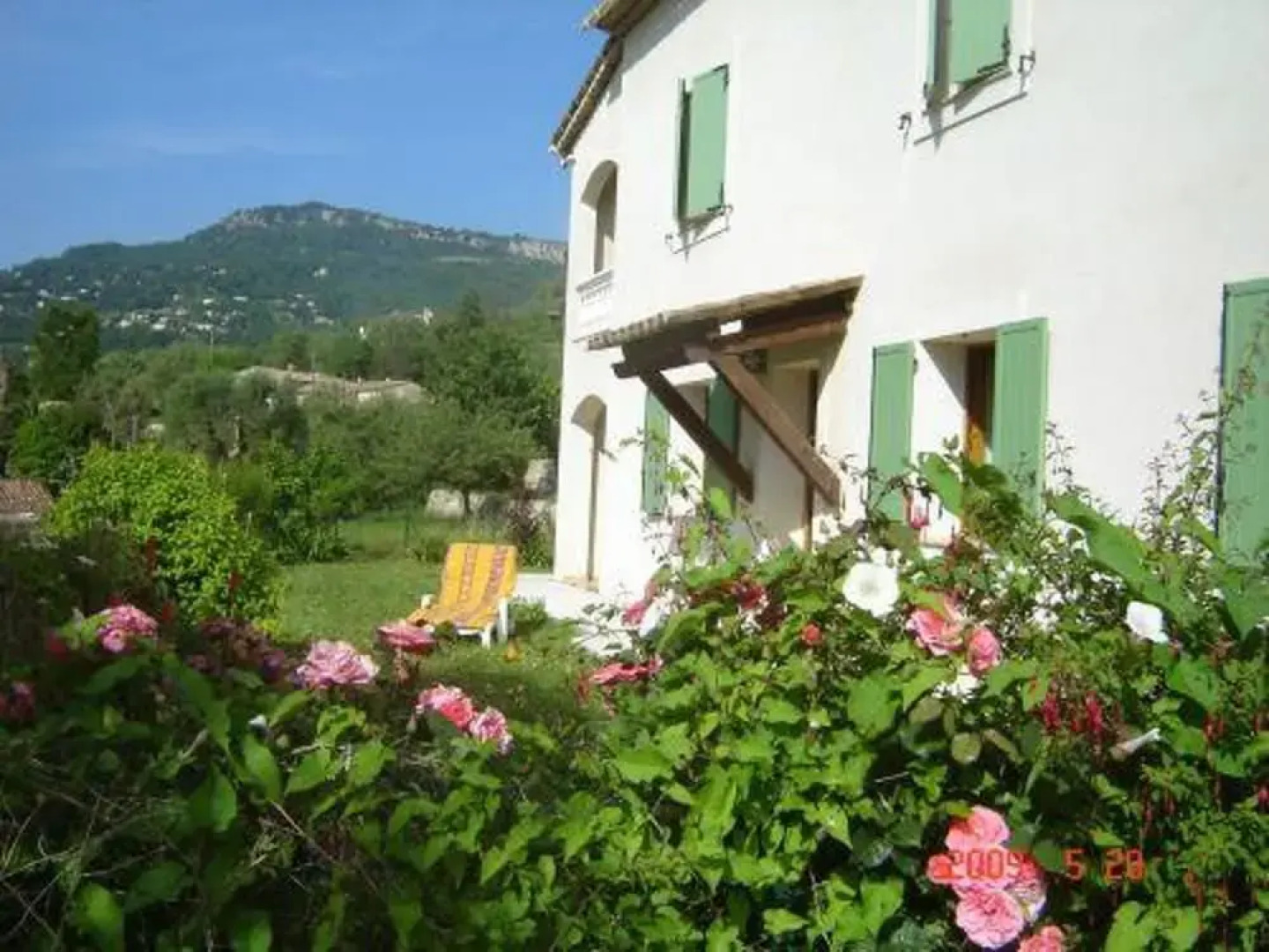 Apartment With one Bedroom in Le Bar-sur-loup, With Wonderful Mountain View, Enclosed Garden and Wifi