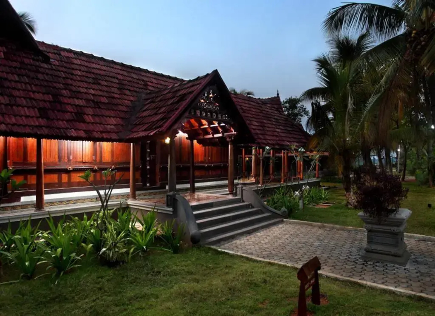 Vasundhara Sarovar Premiere