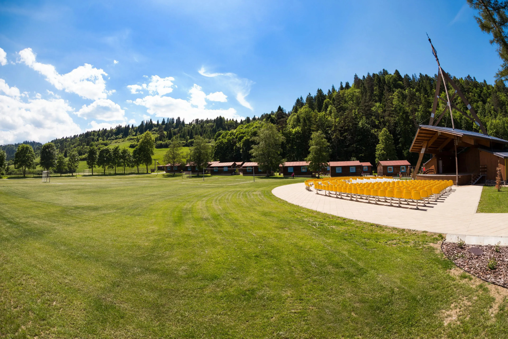 Kupele Cerveny Klastor Smerdzonka