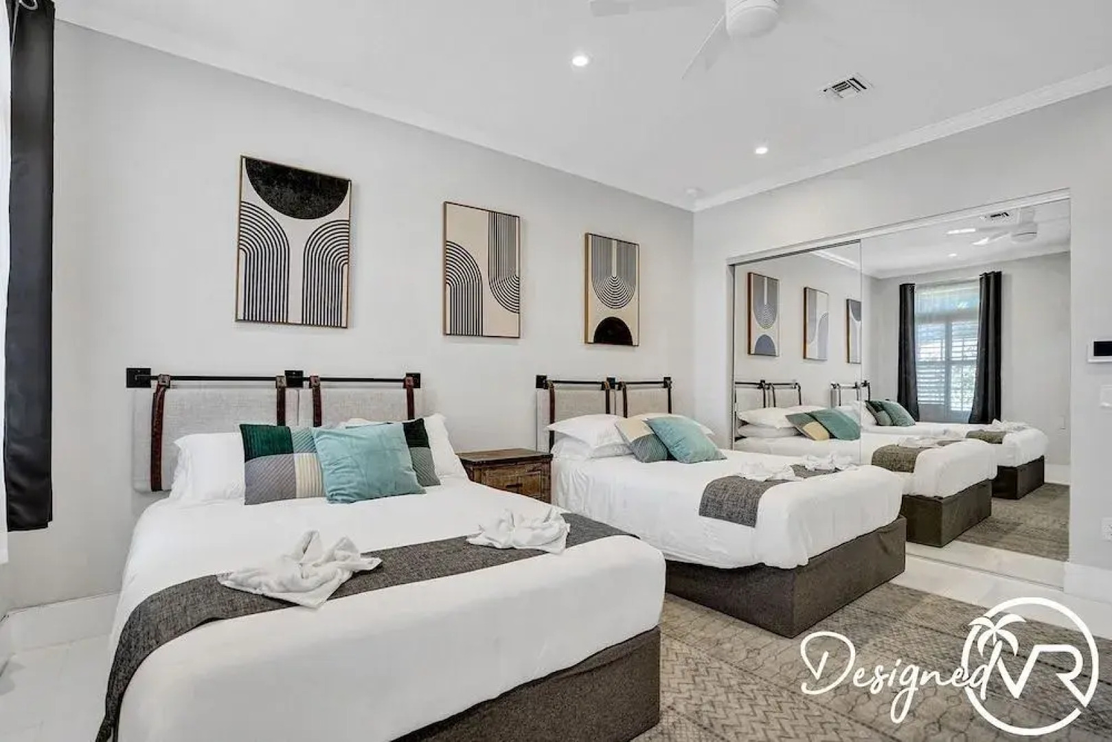 Luxurious 8BR Family Estate with Pool