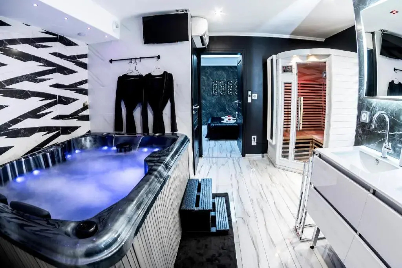 Appart Hotel GLAM88 Suites Avec SPA et Sauna Privatif