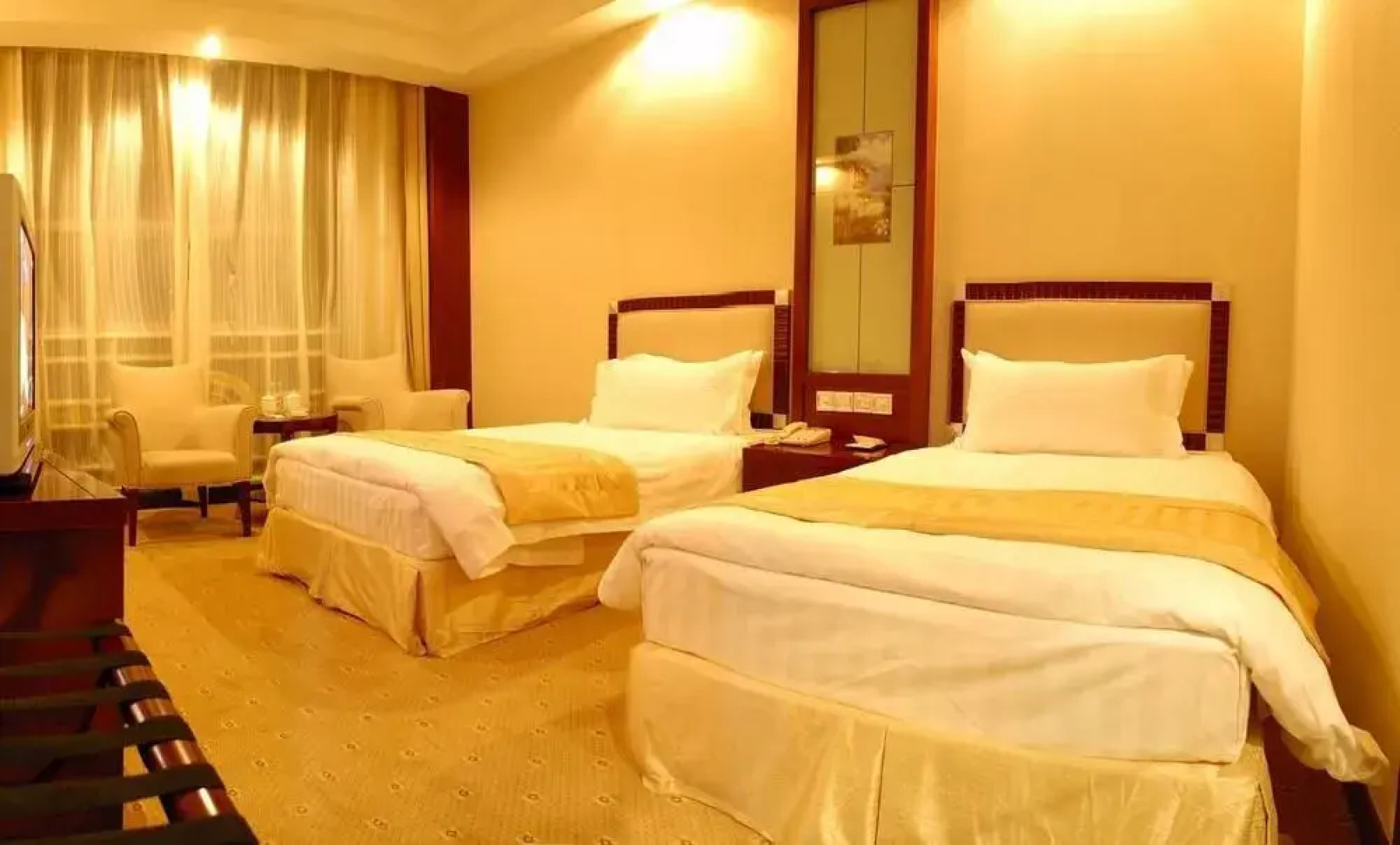 Inner Mongolia Huachen Hotel - Hohhot