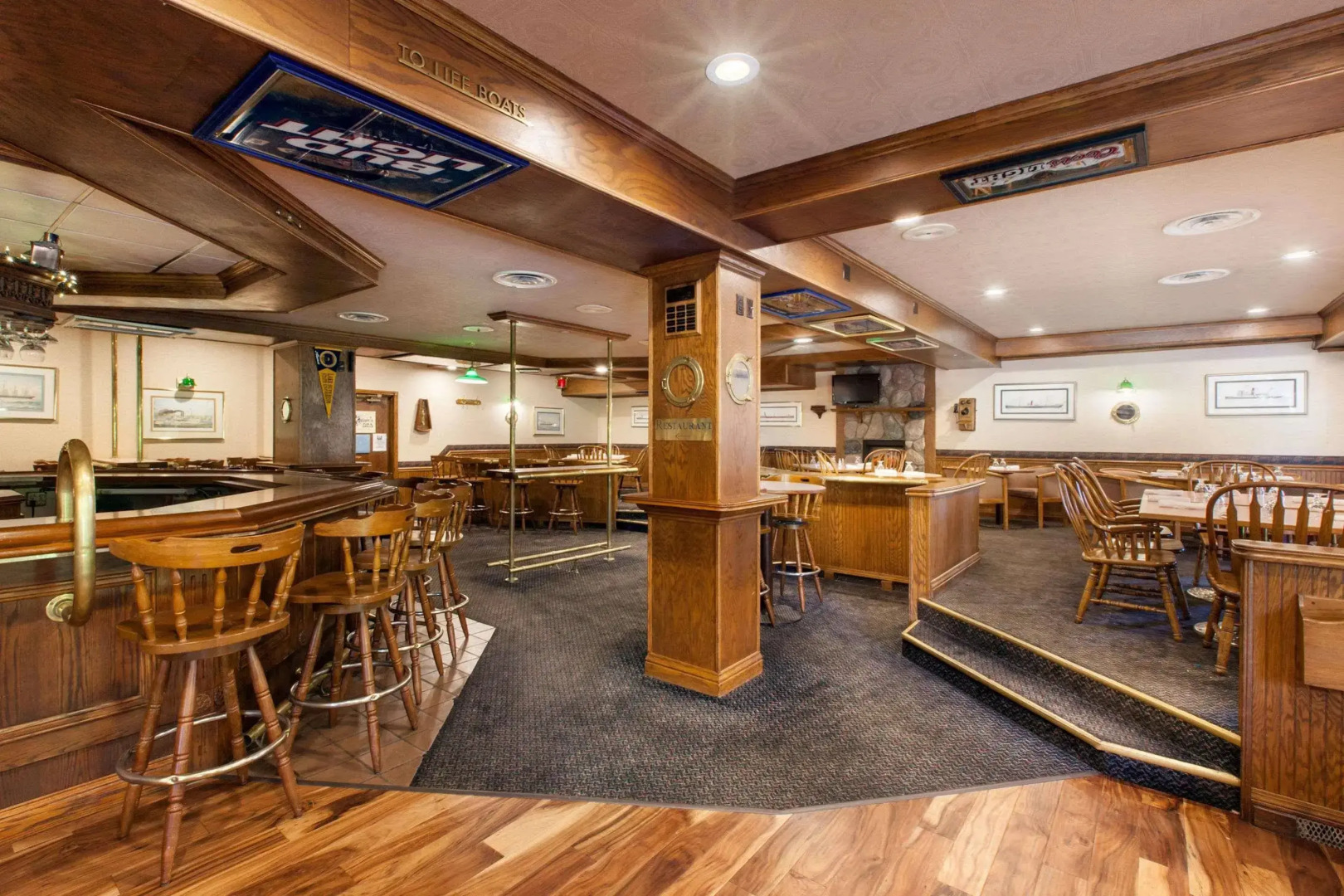 Ramada Plaza Hotel Ojibway