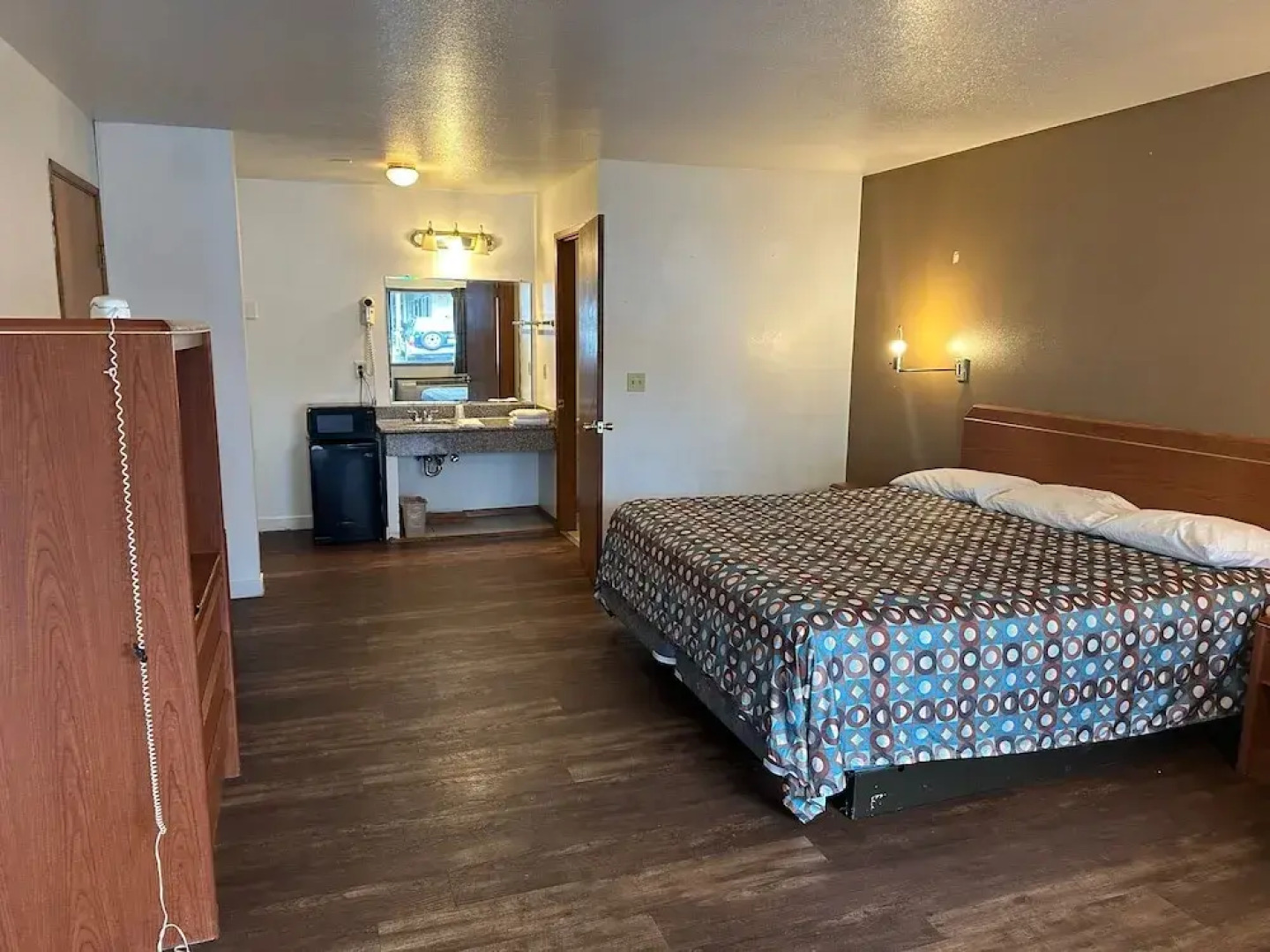 Hotel O Rama Inn & RV Park