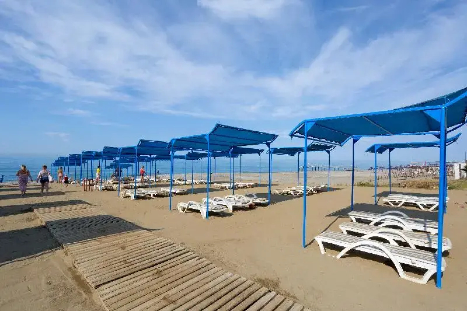 Senza Inova Beach Hotel