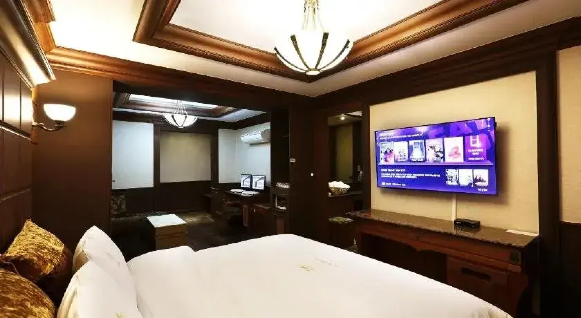 One 1 Motel