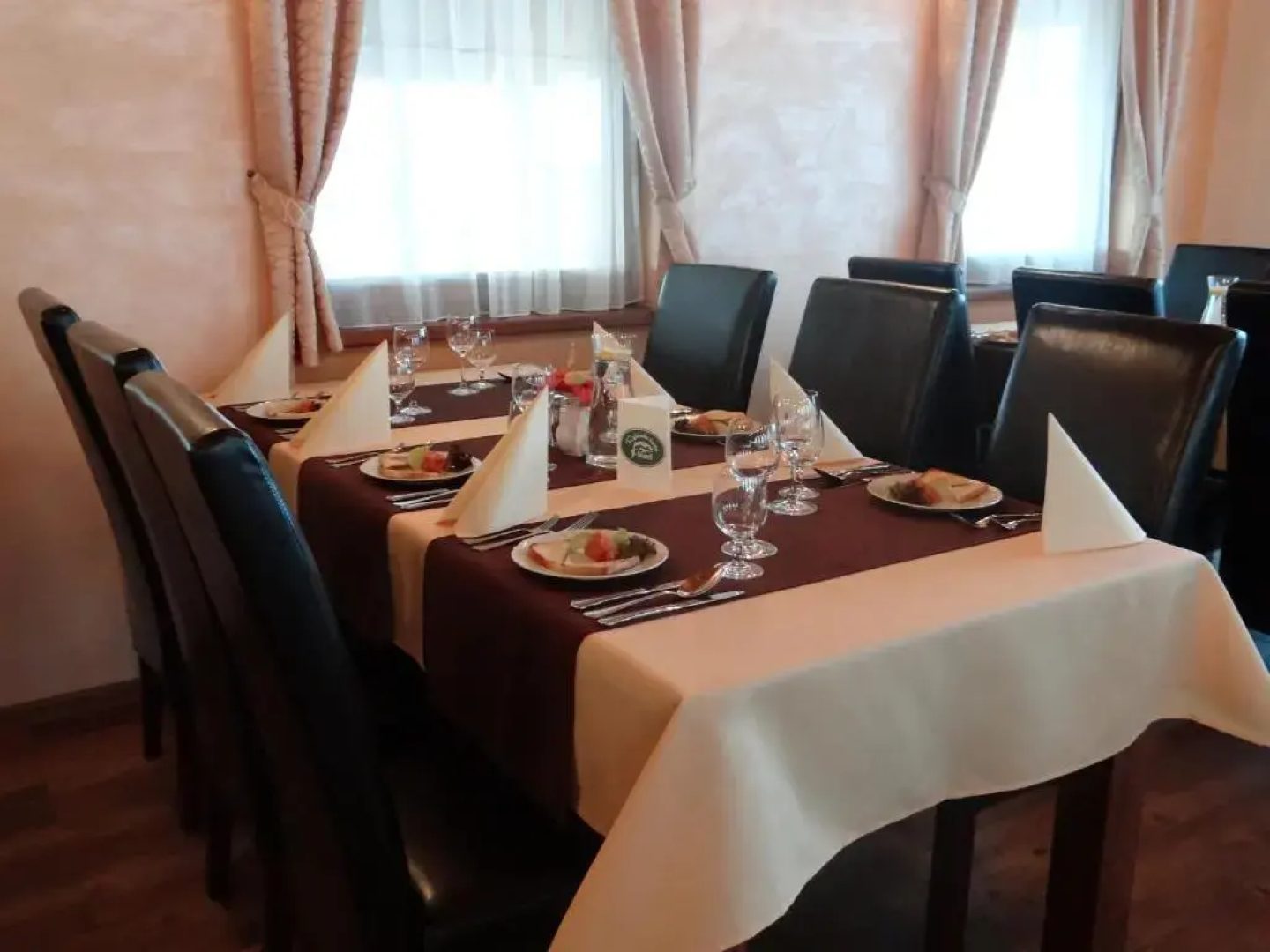 Rybárska bašta a penzión Dobys
