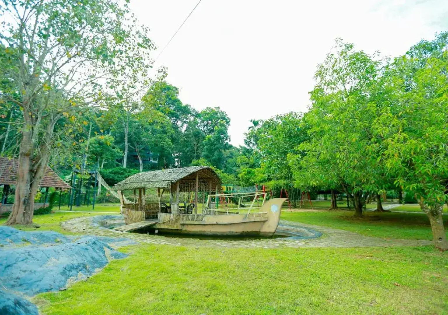 OYO Premium Hill Stays Kolagappara
