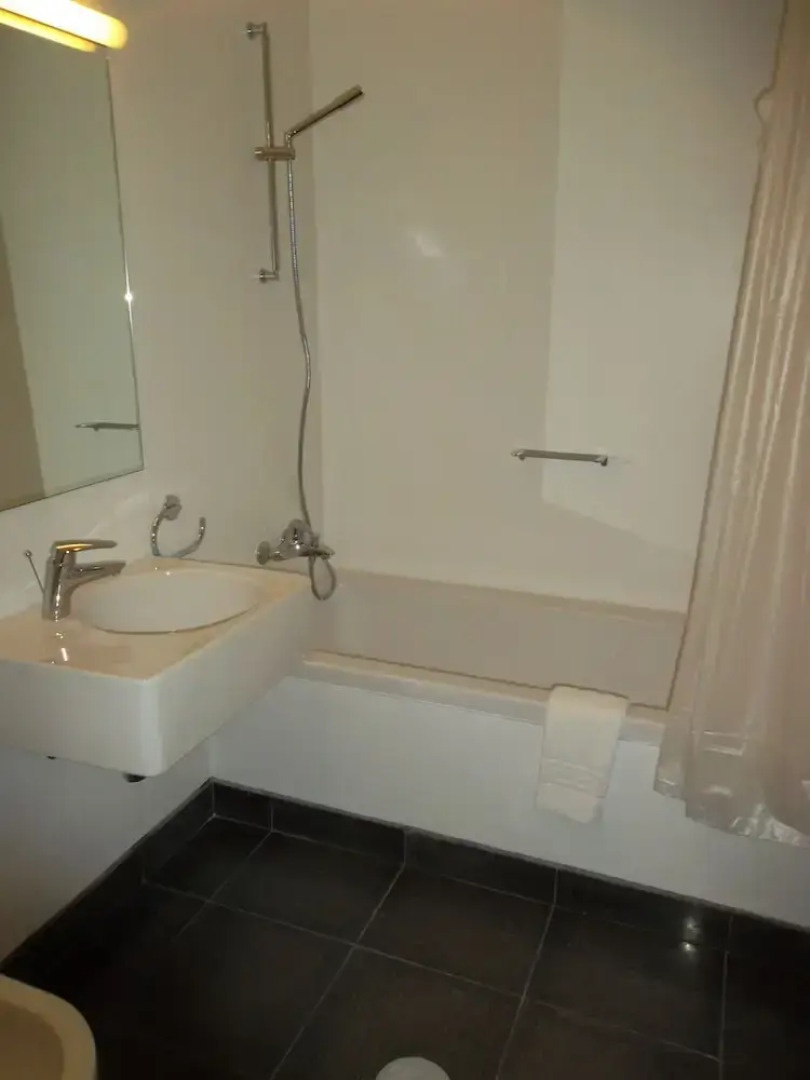 Azores Youth Hostels - Santa Maria