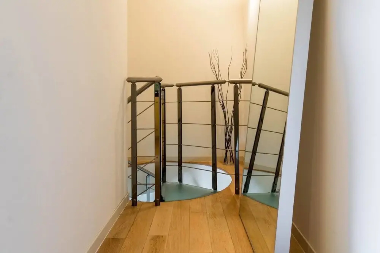 JOIVY Lake Como Waterfall House
