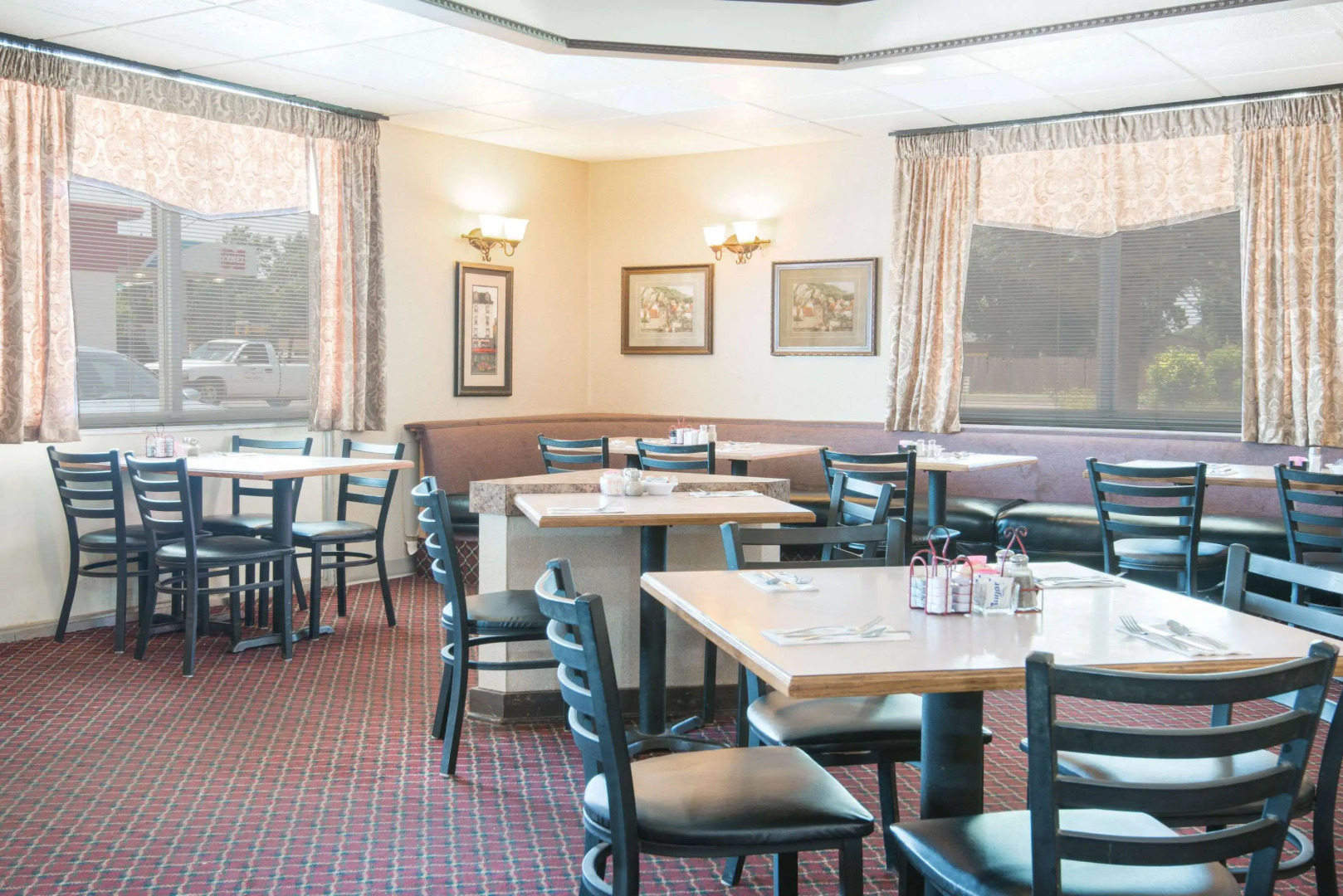 Ramada by Wyndham Enid