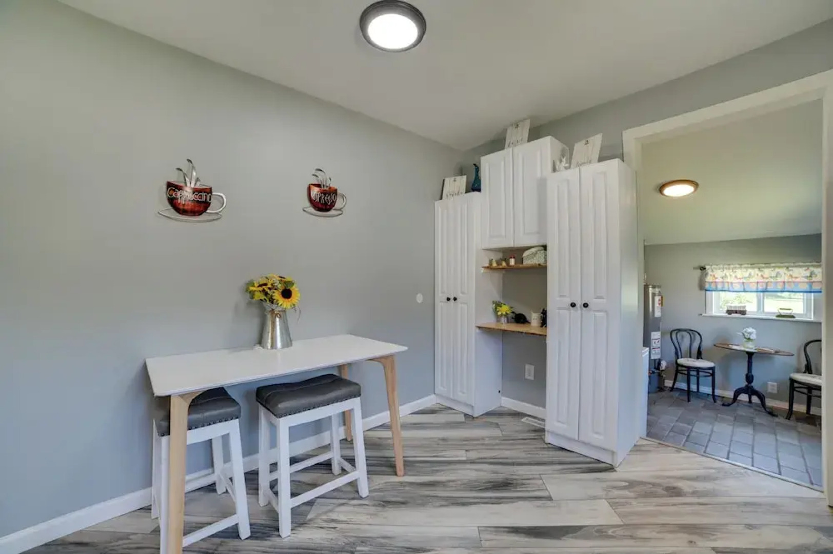 All-season Getaway in Frederic: Bring Your Pets!