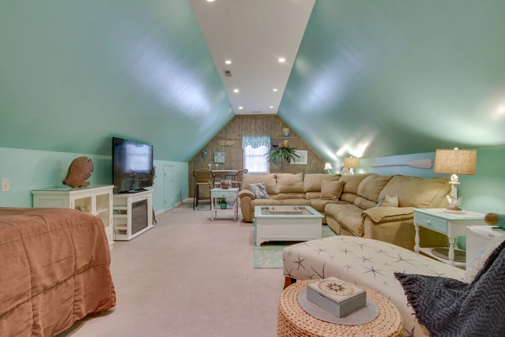 Spacious + Family-friendly Home in Chincoteague!