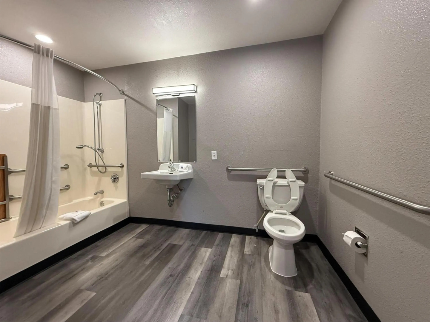 Motel 6 Seattle, WA - South