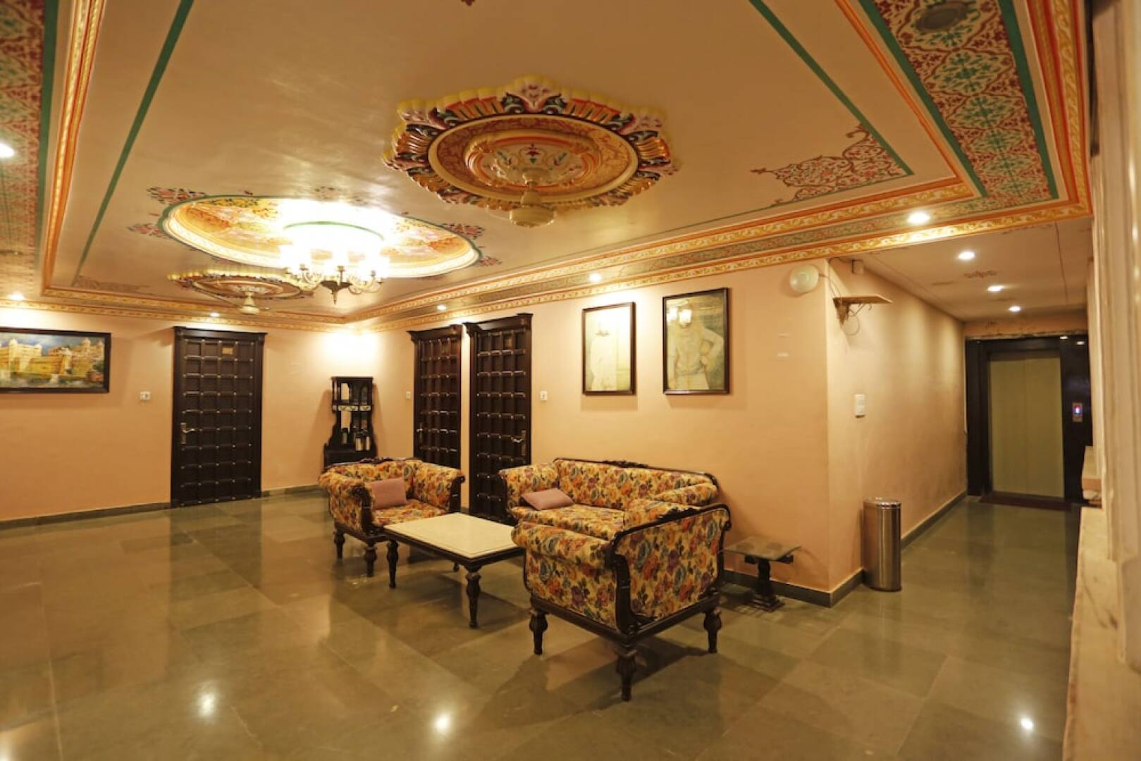 OYO 2700 Hotel Inder Prakash