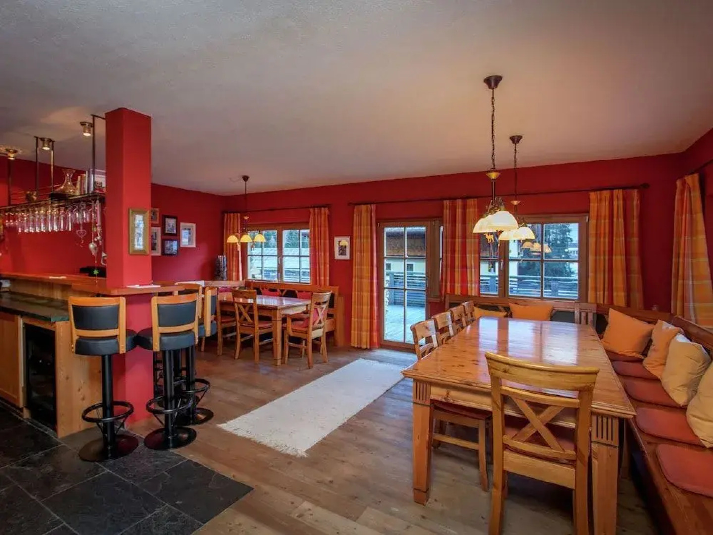 Posh Mansion in Sankt with 2 Saunas, Whirlpool, Hot Tub