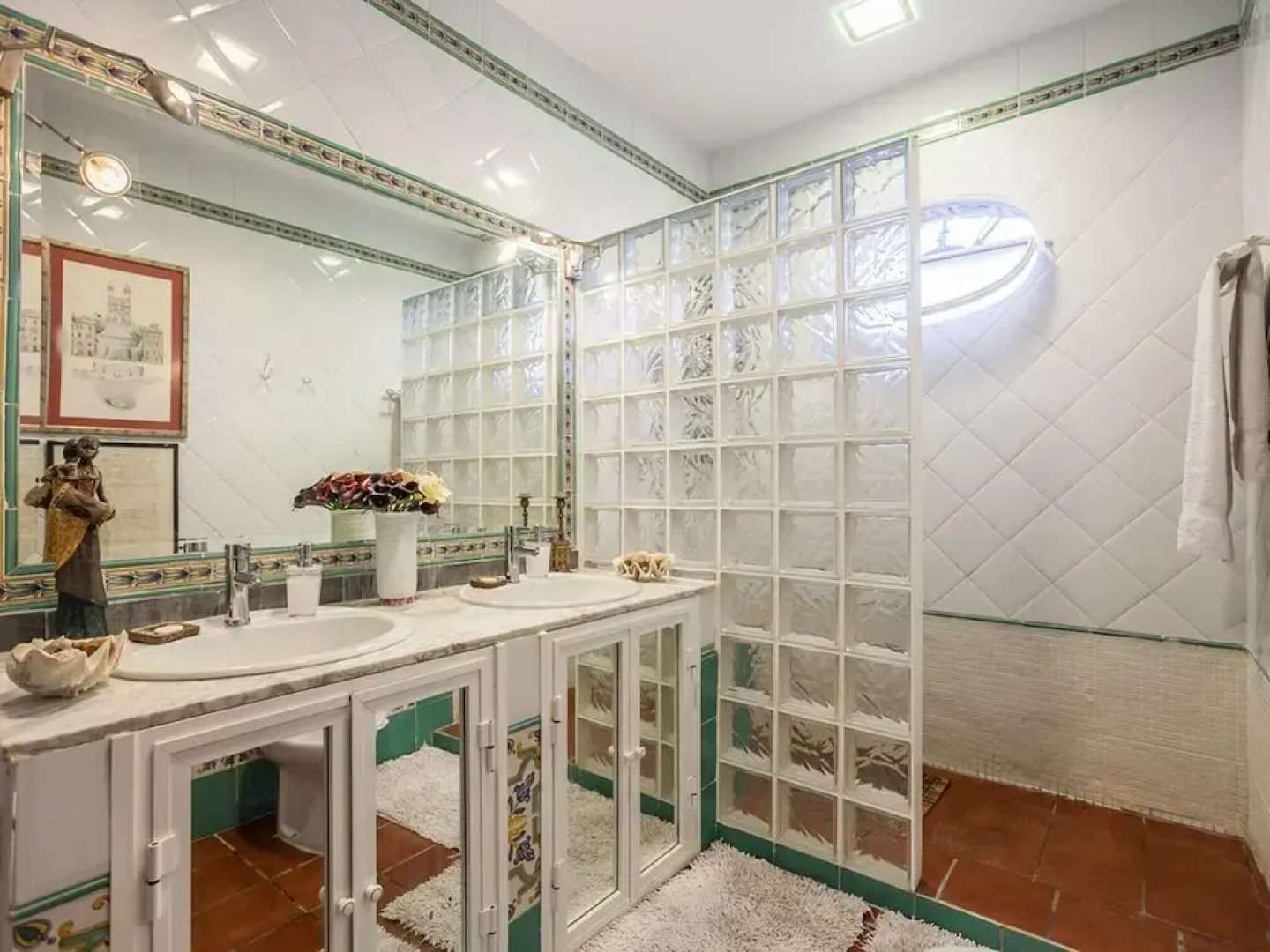 Villa With 4 Bedrooms in Los Palacios y Villafranca, With Private Pool