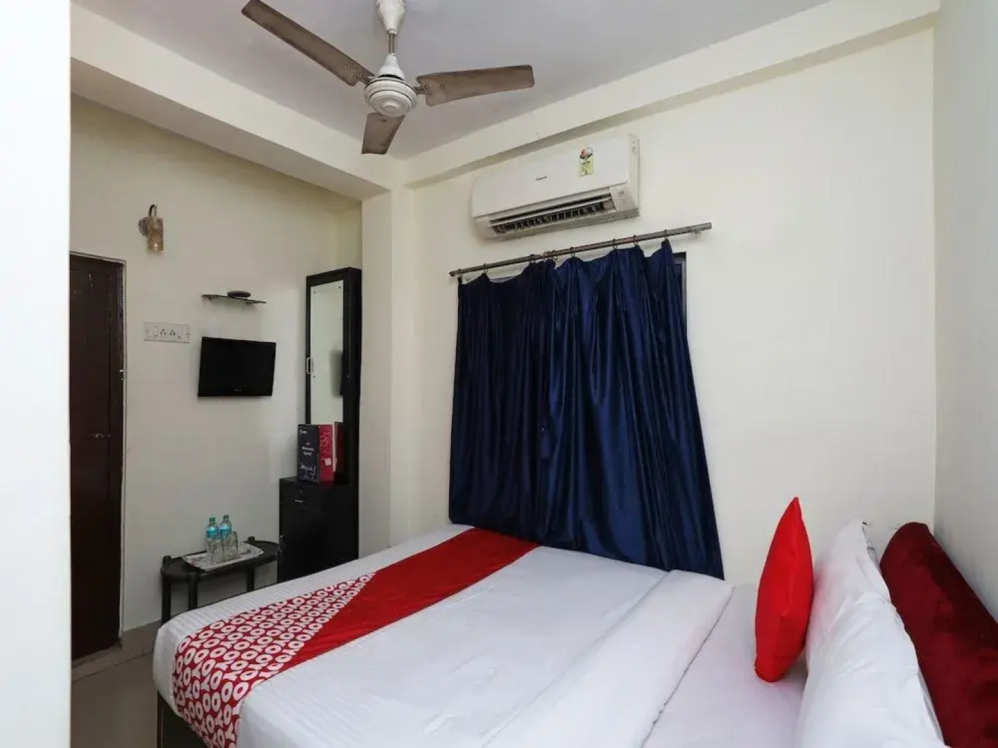 Oyo 13906 Vinita Inn