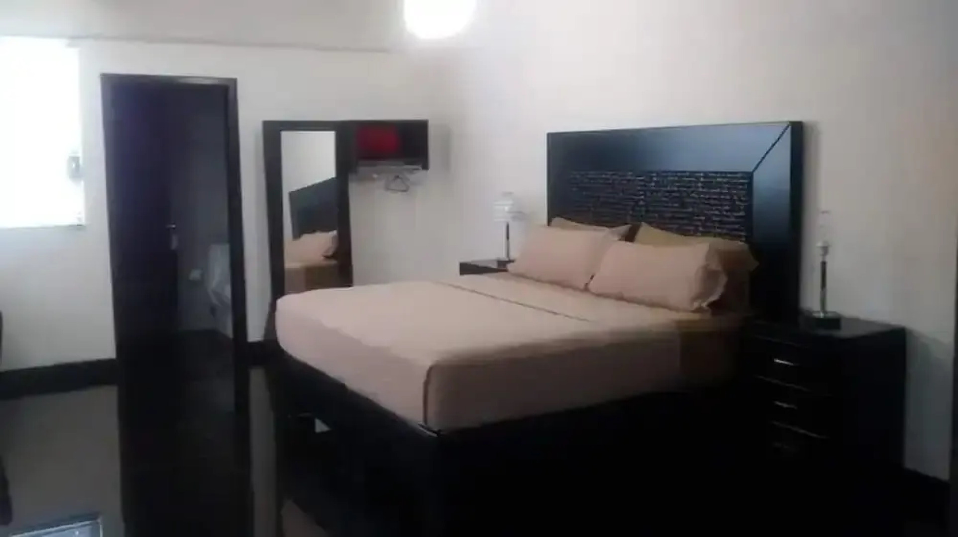 Premier Hotel Suites