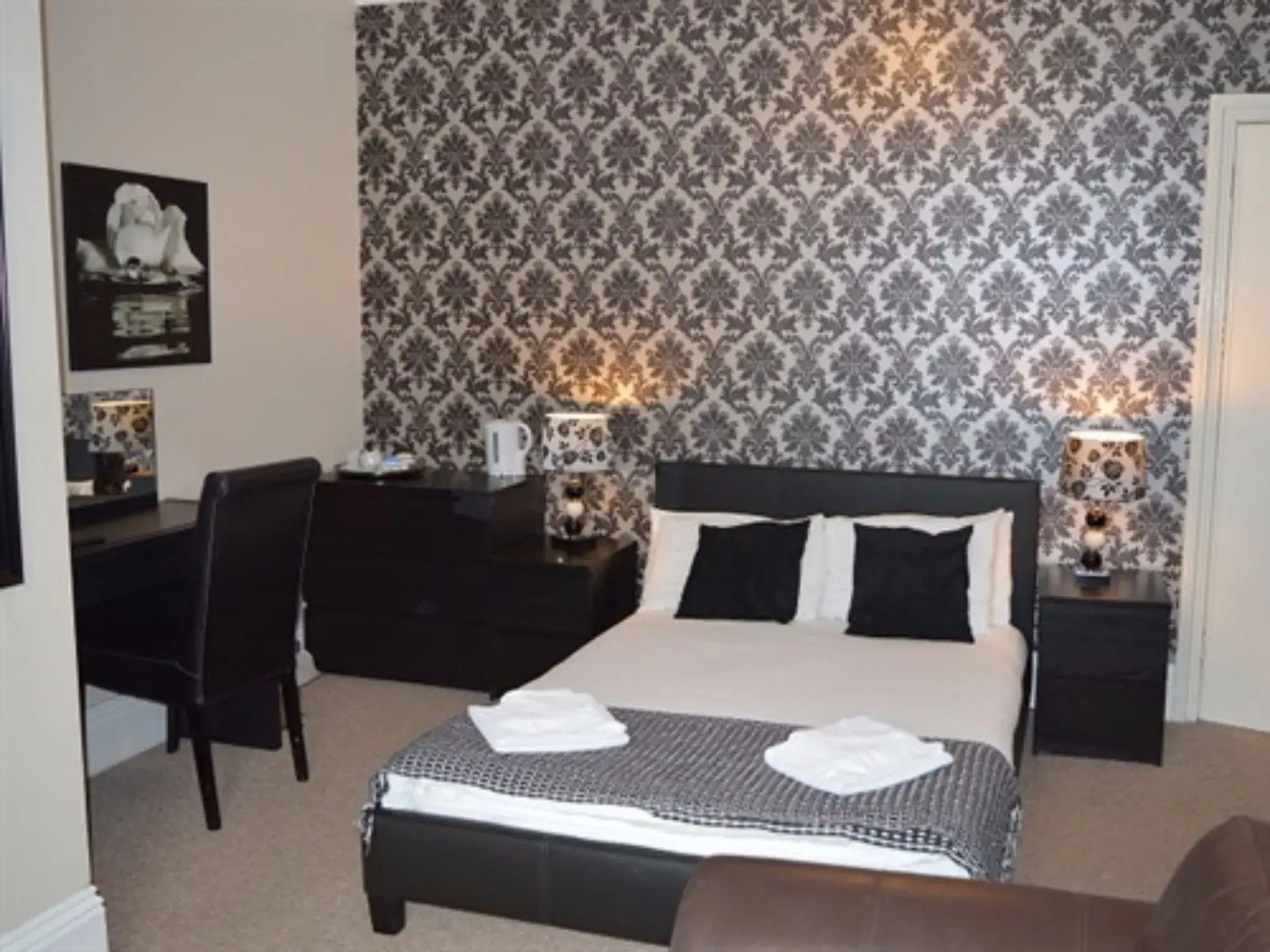 Somerton Lodge Hotel