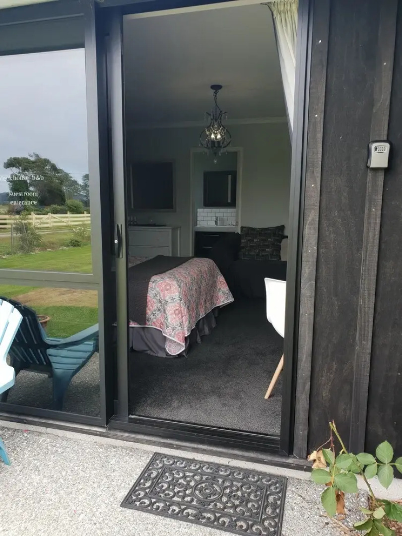 Blackhouse Guesthouse