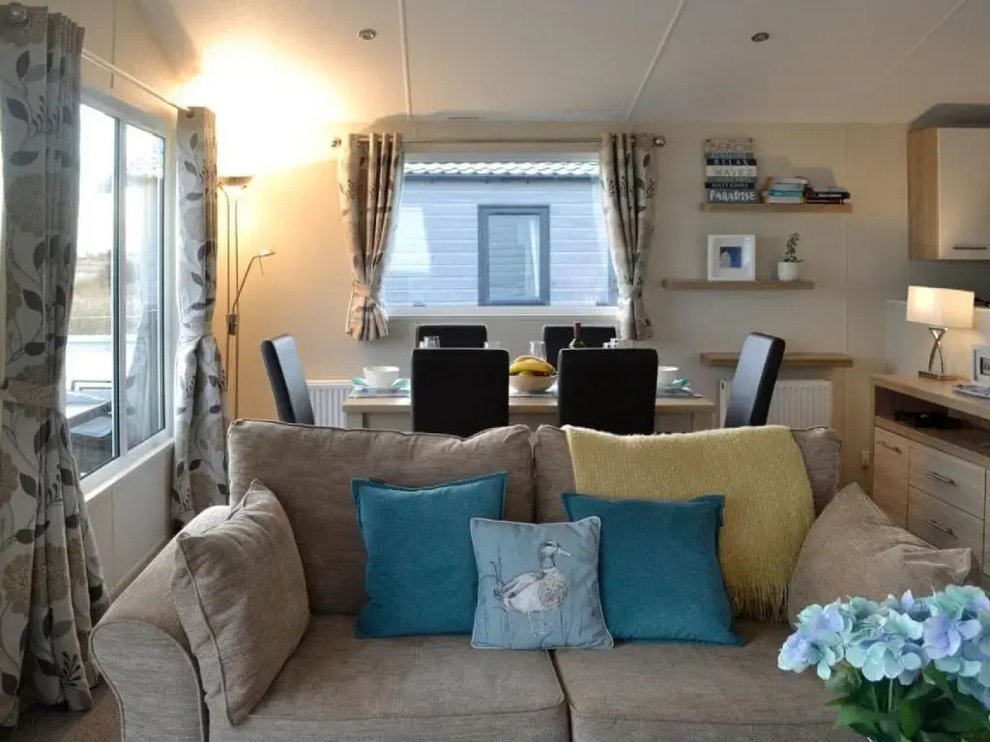 Beachcomber Lodge, 3 bedroom, beachside, dog friendly, Dumfries and Galloway, Scotland